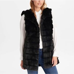 Beautiful Eyeful  Black Faux Fur Vest